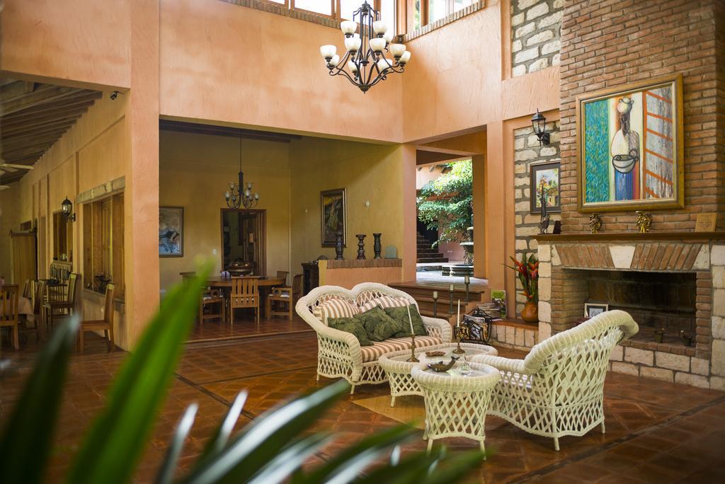 La Villa De Soledad ลาเซย์บา ภายนอก รูปภาพ