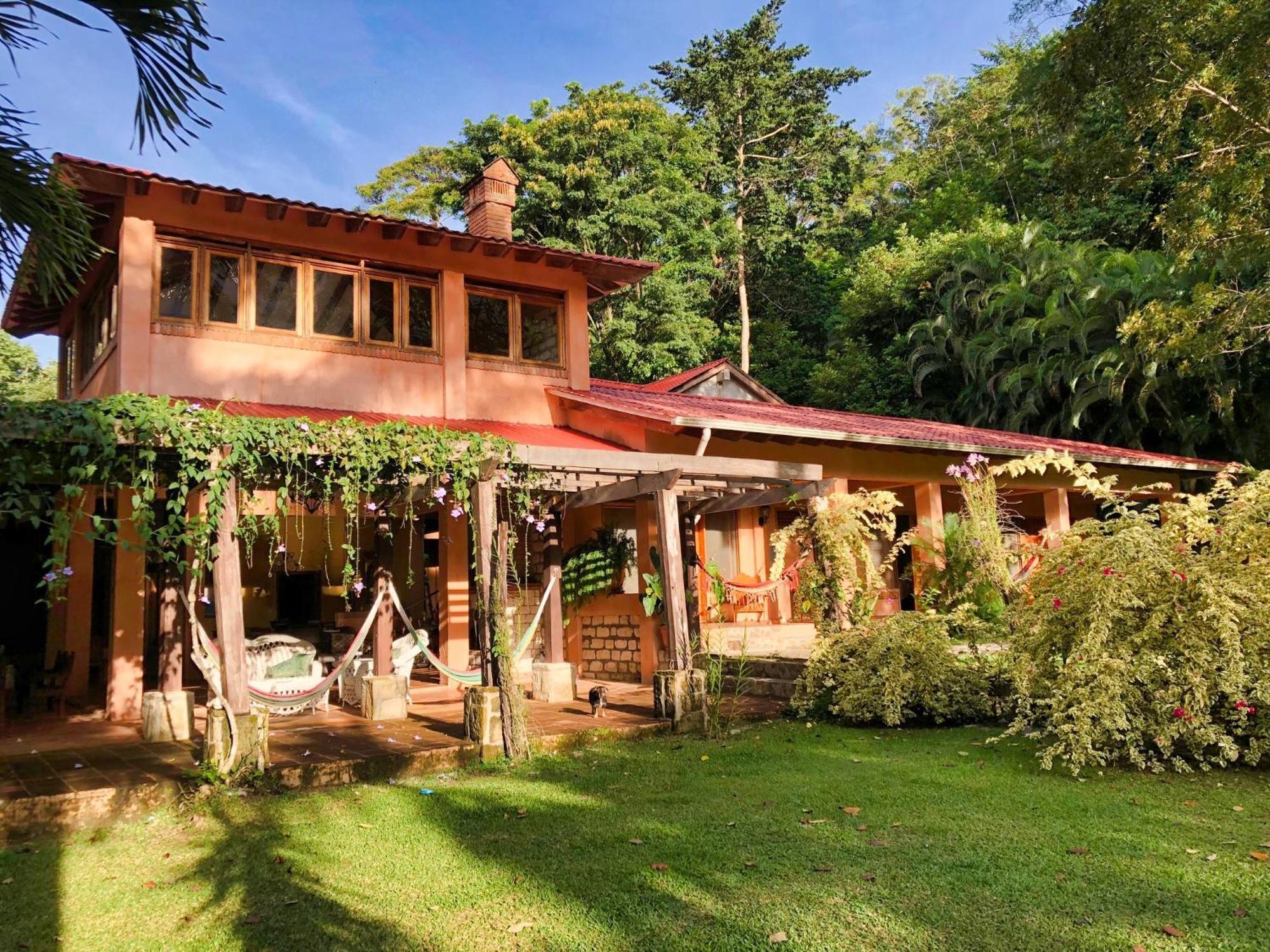 La Villa De Soledad ลาเซย์บา ภายนอก รูปภาพ