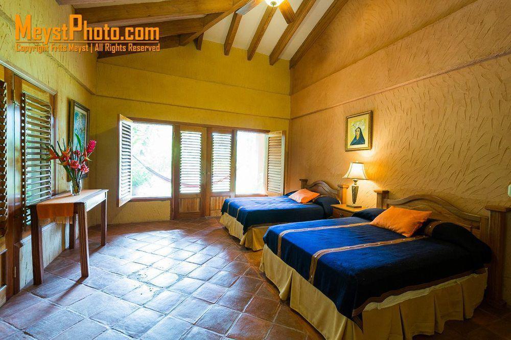 La Villa De Soledad ลาเซย์บา ภายนอก รูปภาพ